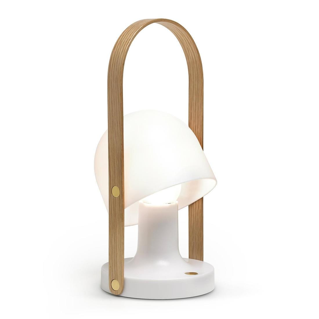 Lampe baladeuse FollowMe LED Rechargeable en bois de chêne par Inma Bermúdez - Marset