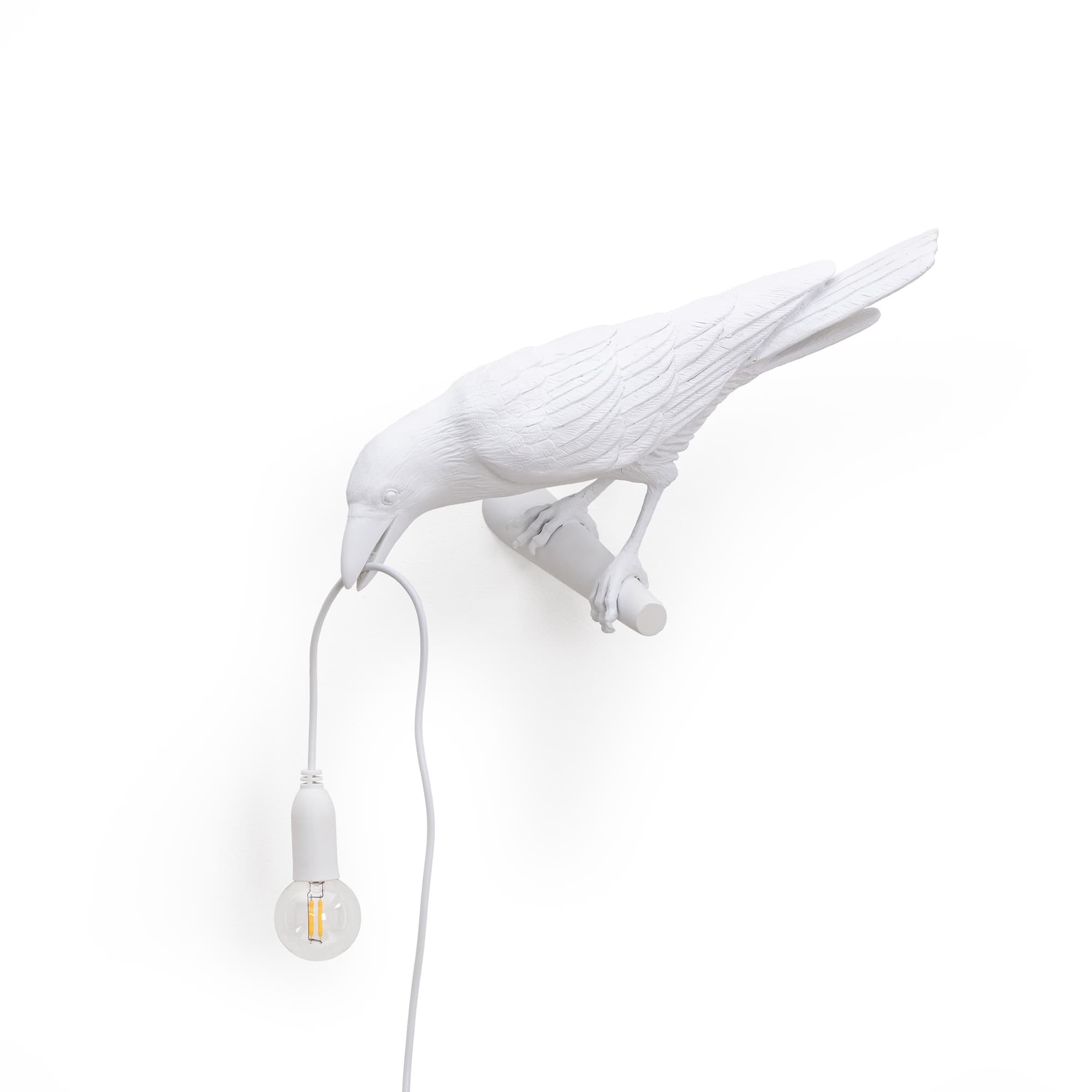 Applique murale Bird Lamp Looking en forme d'oiseau en résine blanc par Seletti