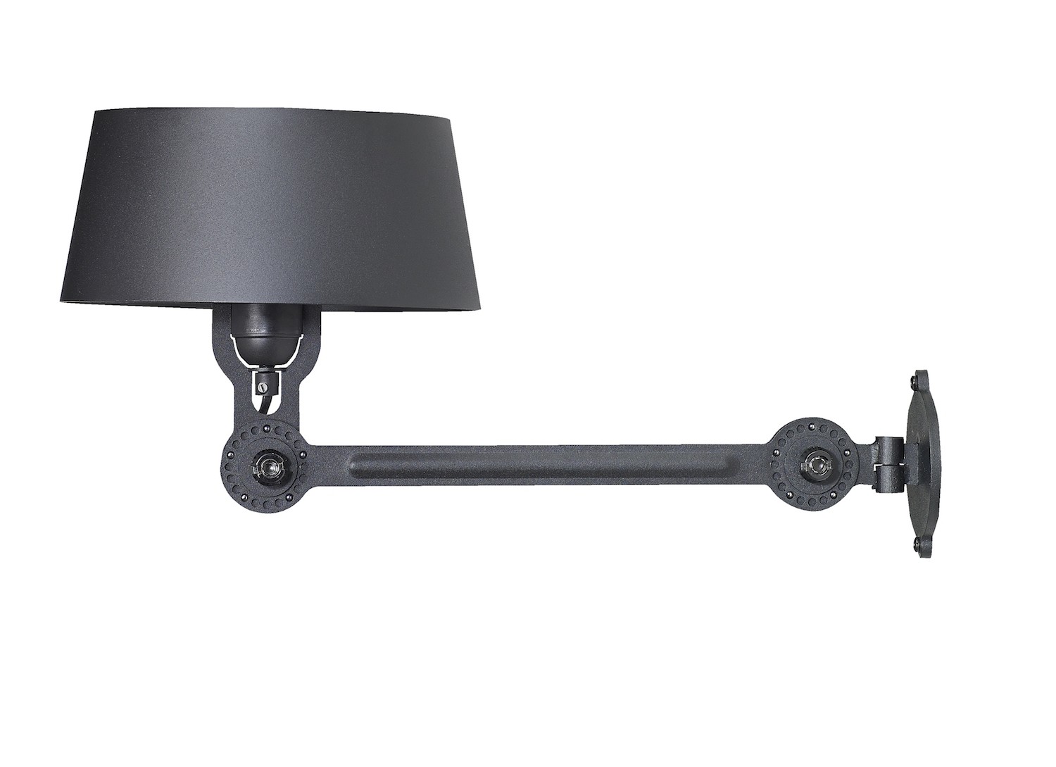 Applique Bolt Centre avec bras articulé au design industriel par Anton de Groof X Tonone