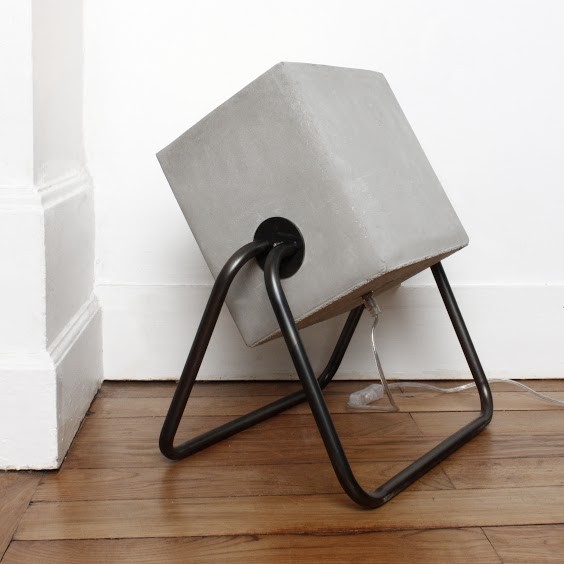 Lampe industrielle en beton