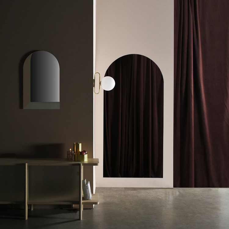 Applique murale Cime ø20 cm en acier laitonné et verre soufflé opaline par Eno studio