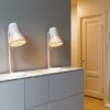Lampe à poser Petite 4620 au design scandinave en bois naturel par Seppo Koho X Secto Design