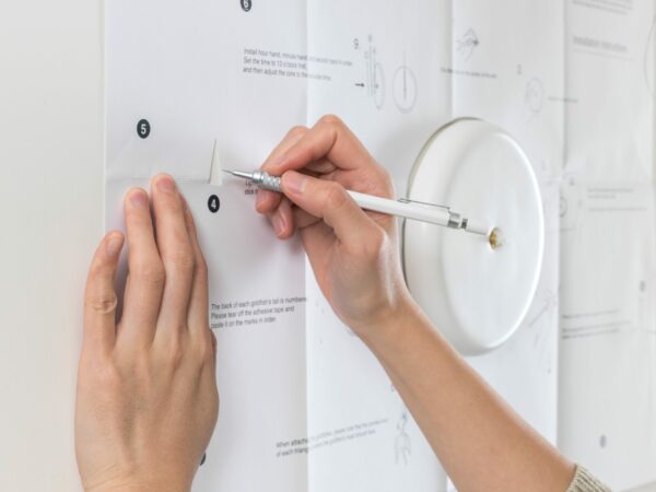 Horloge design Goldfish X CLOCK par Haoshi