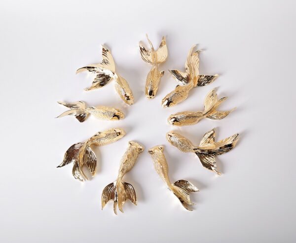 Horloge design poisson Goldfish Gold X CLOCK par Haoshi