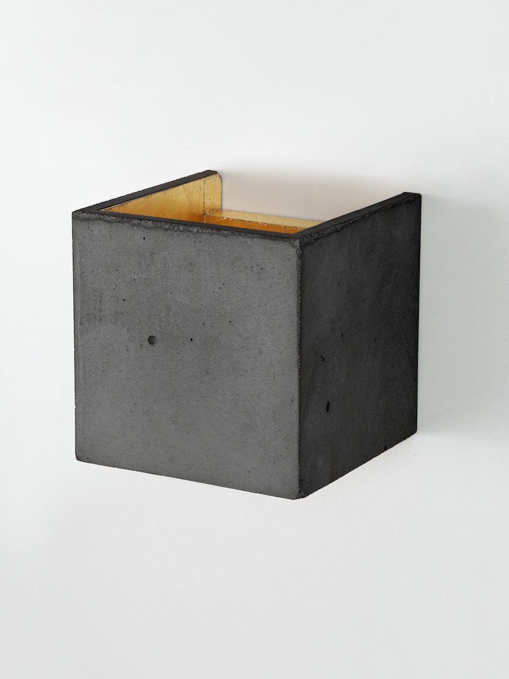 Applique Design B3 Gris Cubic au design industriel en béton par Gant Light