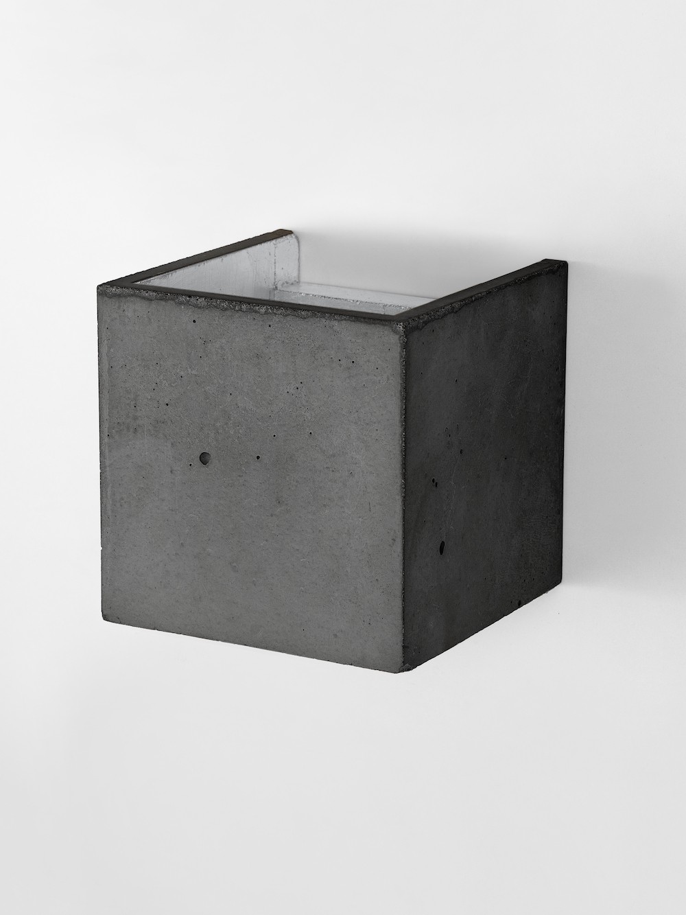Applique Design B3 Gris Cubic au design industriel en béton par Gant Light
