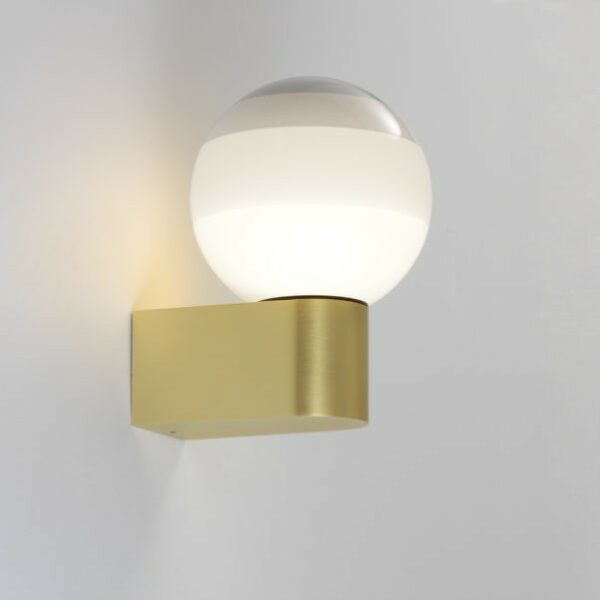Applique murale Dipping Light A1-13 en laiton brossé par Jordi Canudas - Marset