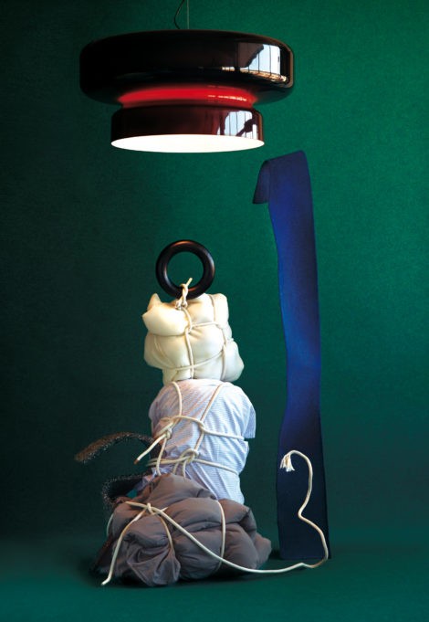 Suspension Bohemia 84 LED en polycarbonate rotomoulé par Joan Gaspar x Marset