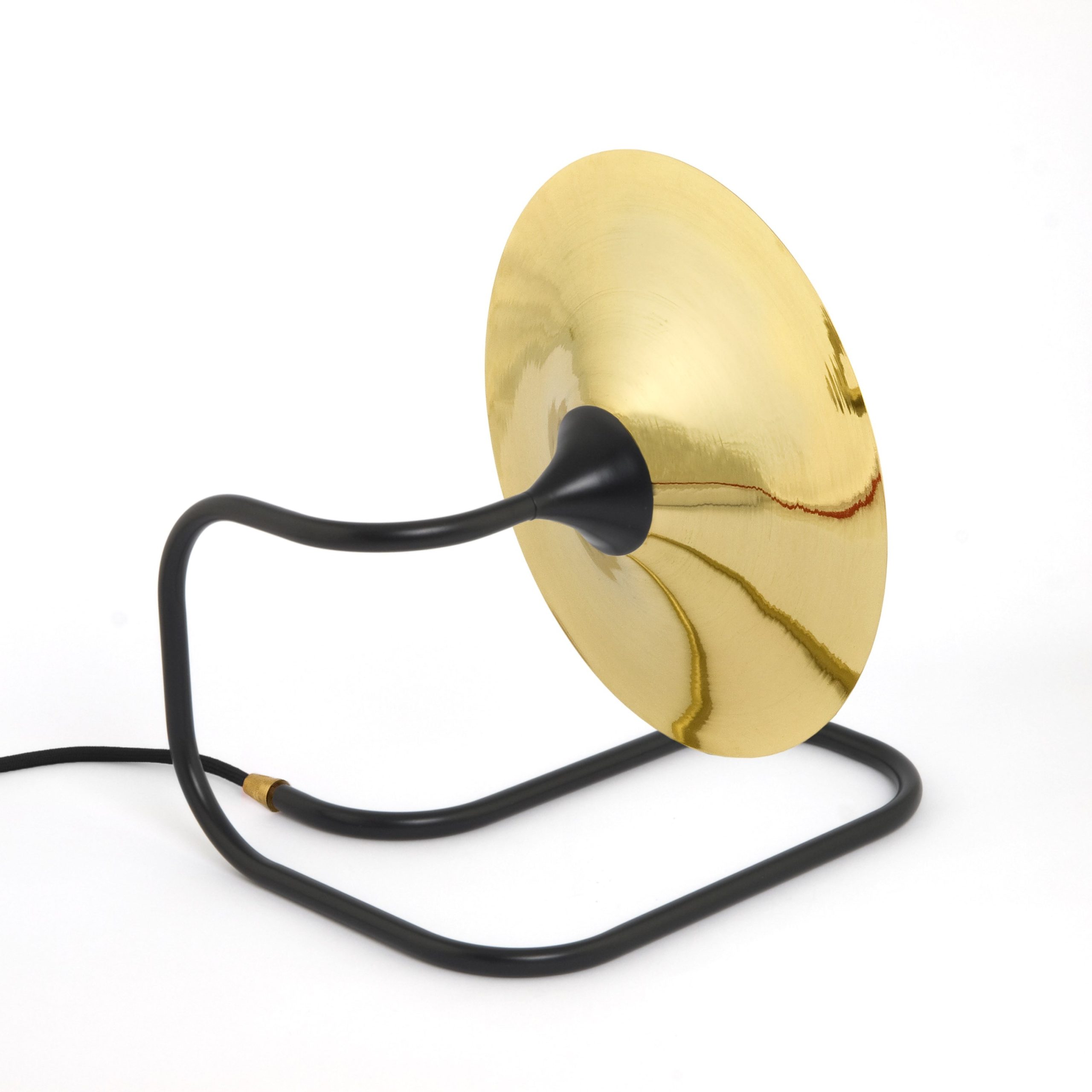 Lampe à poser / Applique Turbaya noir en laiton en forme de gramophone au design chic et élégant 