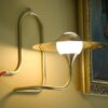 Lampe à poser / Applique Turbaya en laiton en forme de gramophone au design chic et élégant