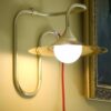 Lampe à poser / Applique Turbaya en laiton en forme de gramophone au design chic et élégant