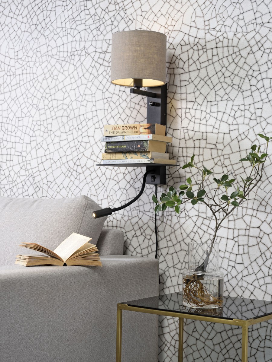 Applique murale étagère Florence avec abat-jour et chargeur USB et liseuse en métal au design naturel par It's About Romi