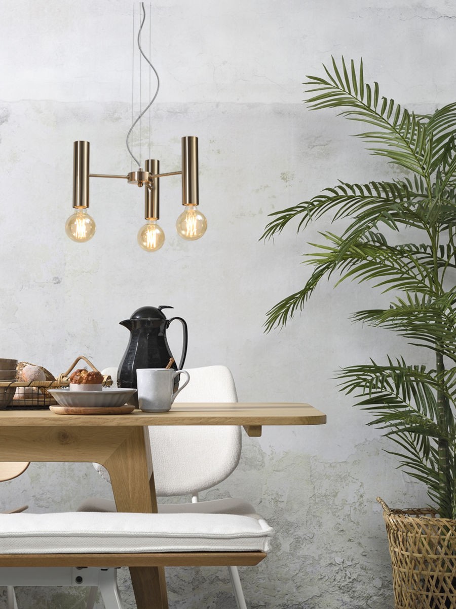 Chandelier Cannes en métal doré au design chic par It's About Romi