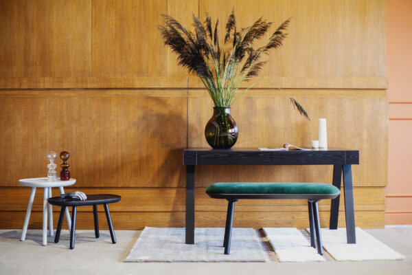 Bureau 4.9 version 2 tiroirs en bois au design scandinave par Marius Valaitis x Emko