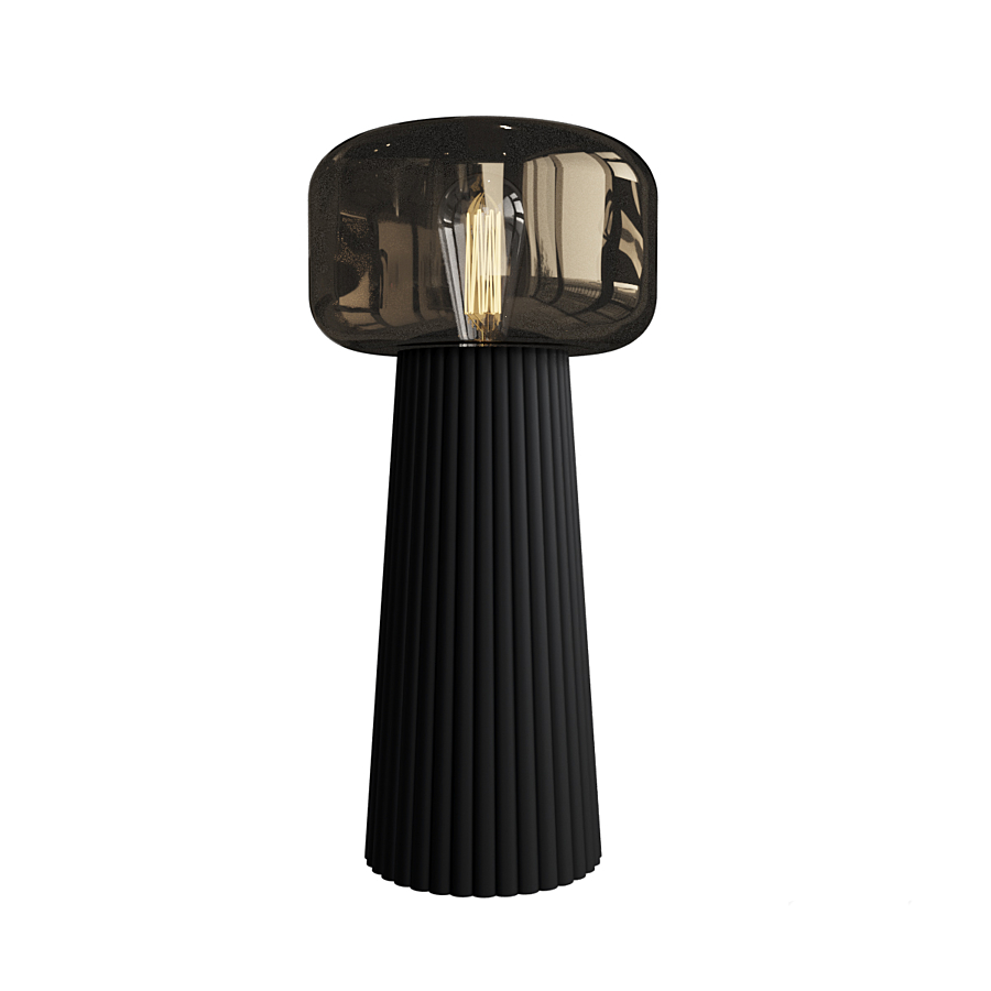 Lampe a poser Faro en céramique et abat jour en verre au design contemporain par Maria Khachikyan x Mantra