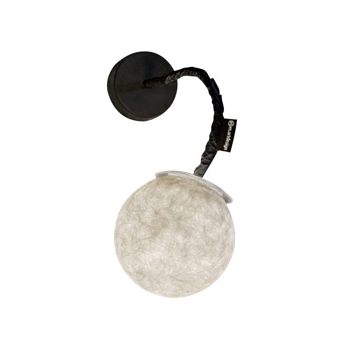 Applique murale lune Micro luna au design original et moderne