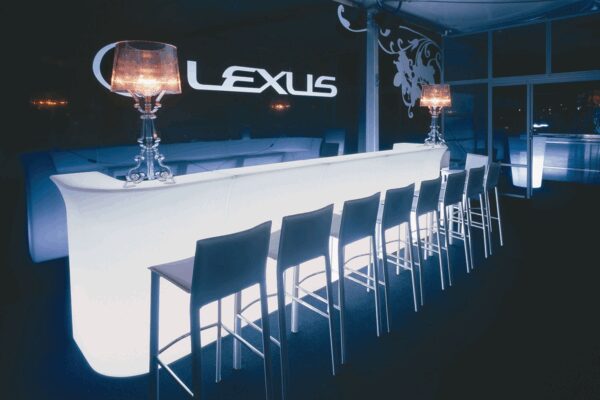 Bar lumineux Ice bar corner en polyéthylène par SLIDE Studio