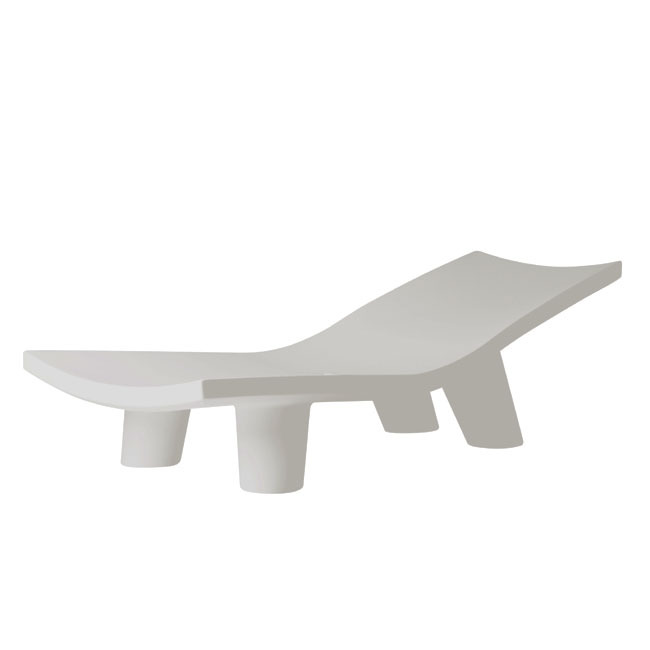 Chaise longue Low Lita en polyéthylène par Paola Navone x SLIDE Studio