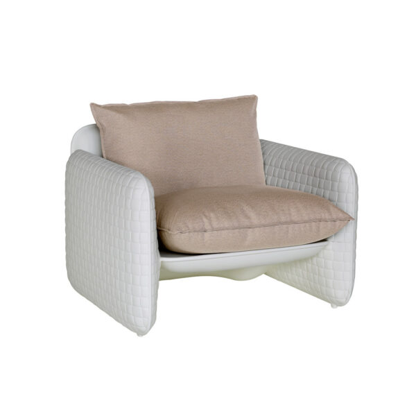 Fauteuil lounge Mara en polyéthylène par Lorenza Bozzoli x SLIDE Studio