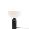 Lampe a poser Kizu en marbre par Lars Tornøe x New Works