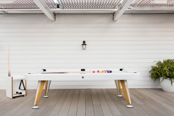 Table de billard extérieur Diagonal 8th American par Yonoh x RS Barcelona