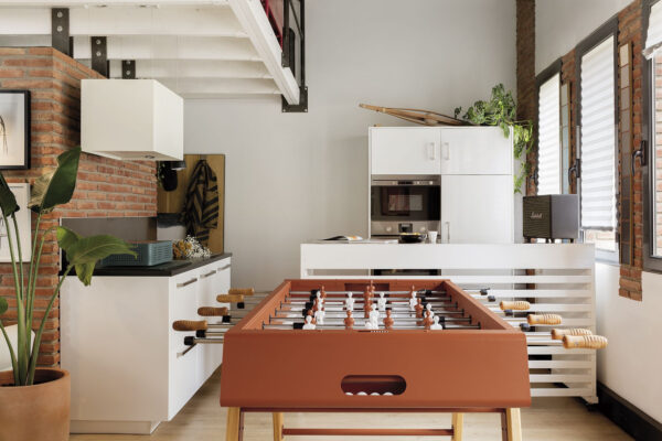Baby Foot intérieur RS4 par Rafael Rodriguez x RS Barcelona