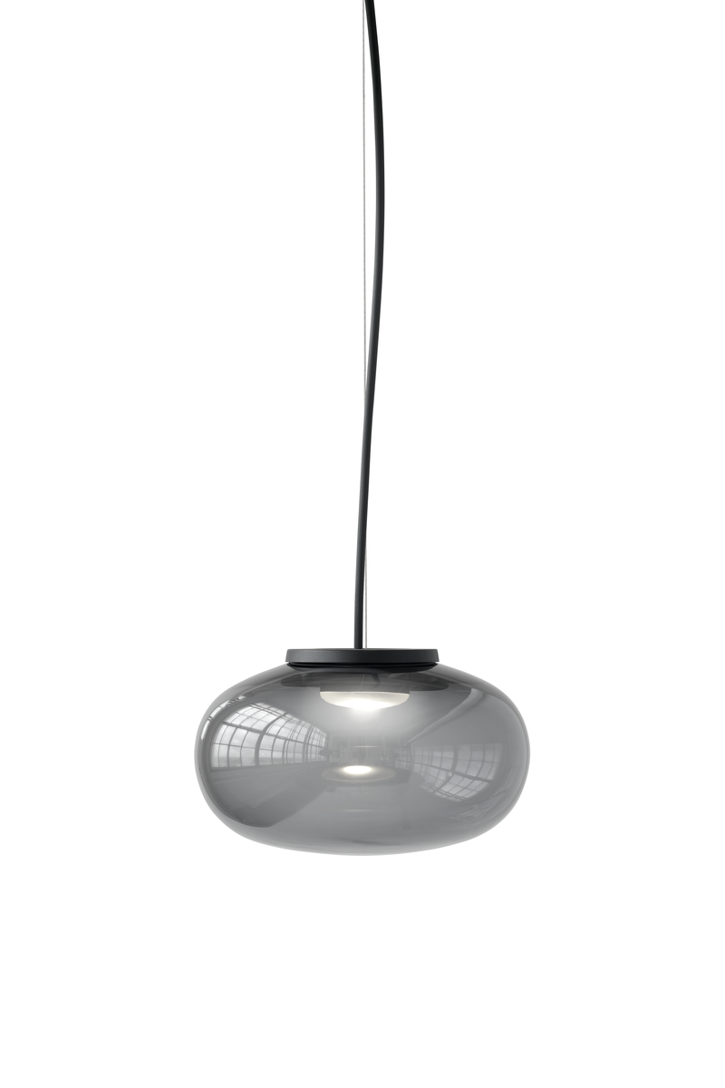 Suspension Karl-Johan en verre par Signe Hytte x New Works