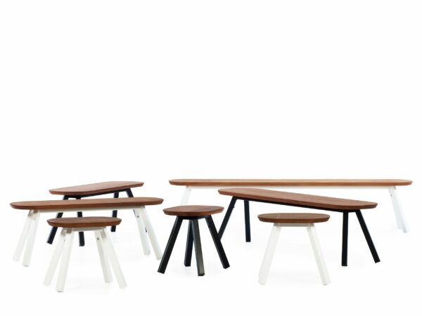 Banc bois d'Iroko You and Me par Stone Designs x RS Barcelona