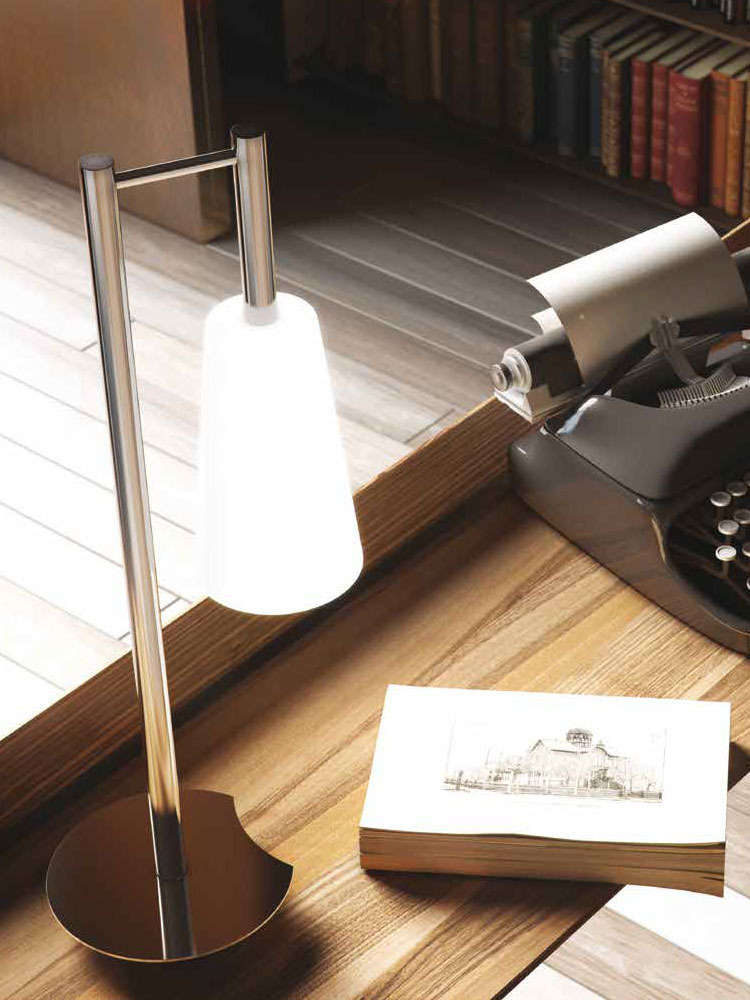 Lampe à poser Blow par Josep Novell & Ernest Perera x Alma Light