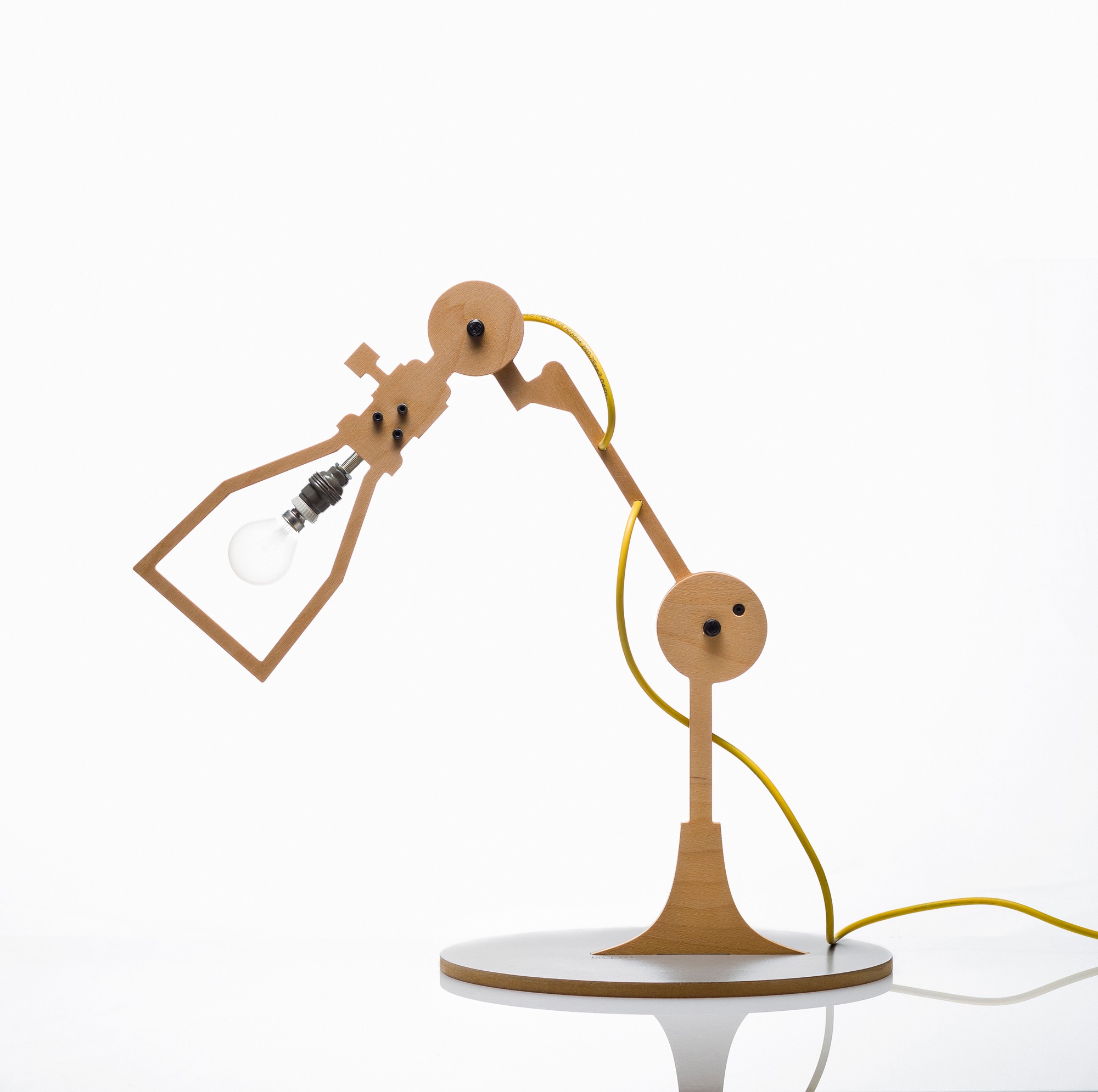 Lampe à poser 2D industriel en bois