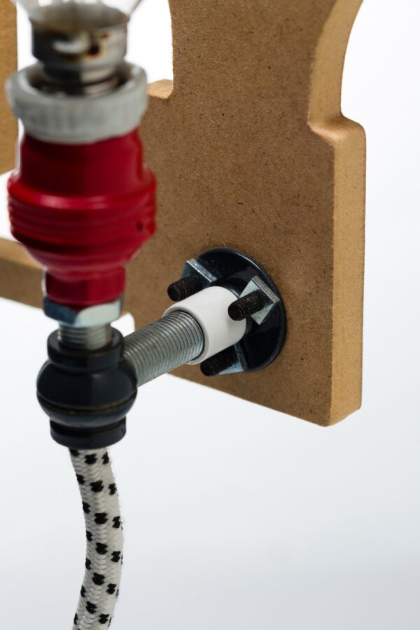 Lampe à poser 2D industriel 2 en bois