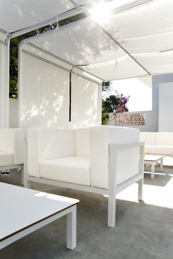 Canapé individuel Marine en aluminium au design contemporain par Ezpeleta