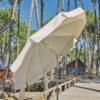 Parasol Tenerife en inox au design contemporain par Ezpeleta