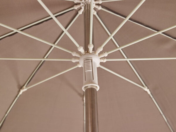 Parasol Tenerife en inox au design contemporain par Ezpeleta
