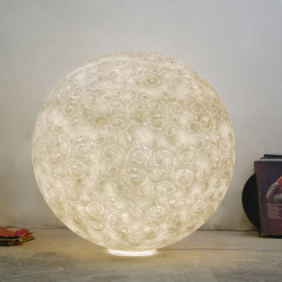 Lampe à poser lune T.moon 2 liberty au design original et moderne T-moon en Nebulite par Ines.Artdesign