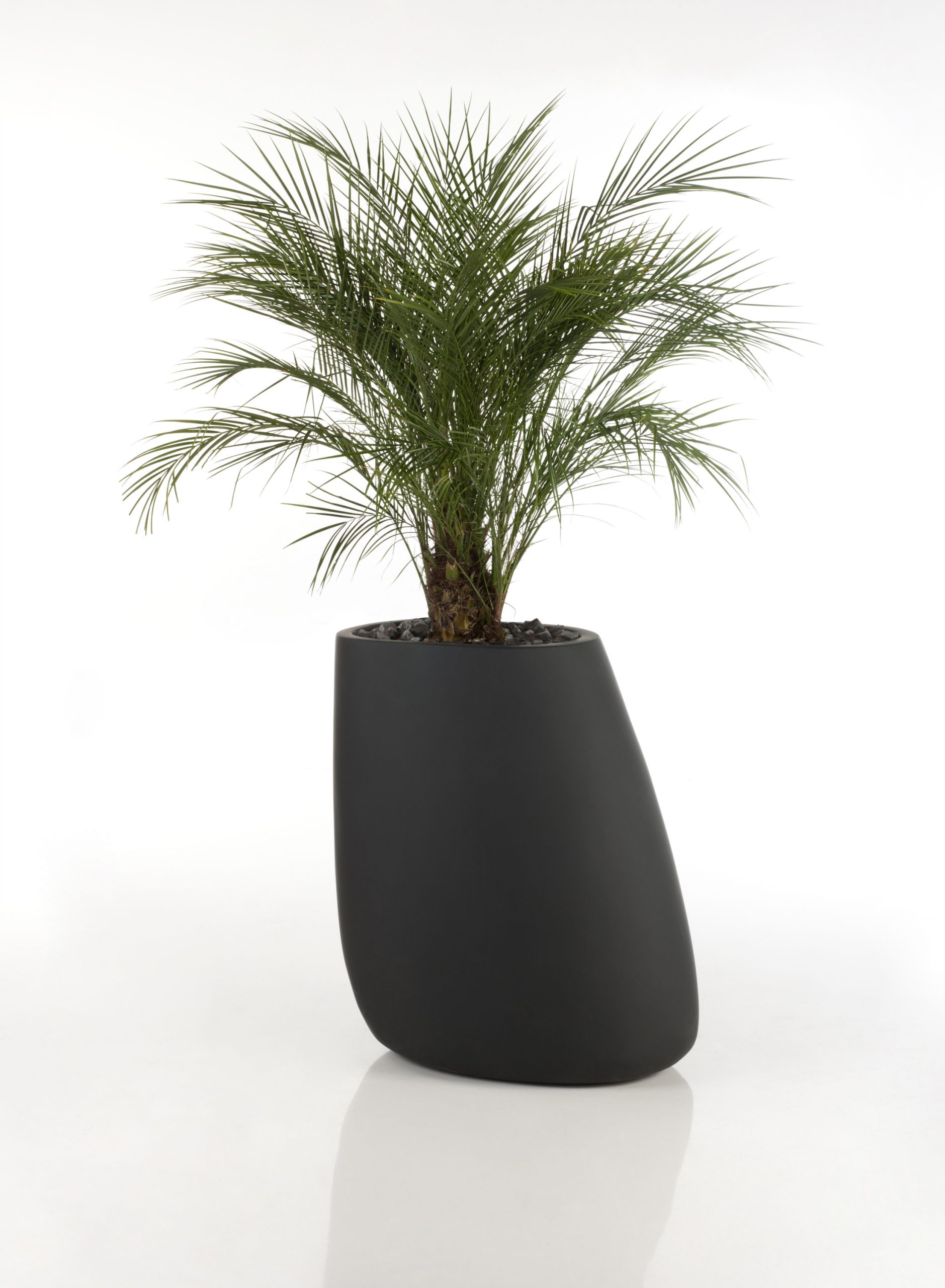 Pots Stone en polyéthylène au design contemporain par Stefano Giovannoni & Elisa Gargan x Vondom