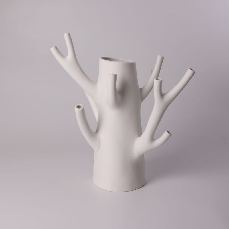 Vase arbre en forme d'arbre en céramique par le studio Haoshi