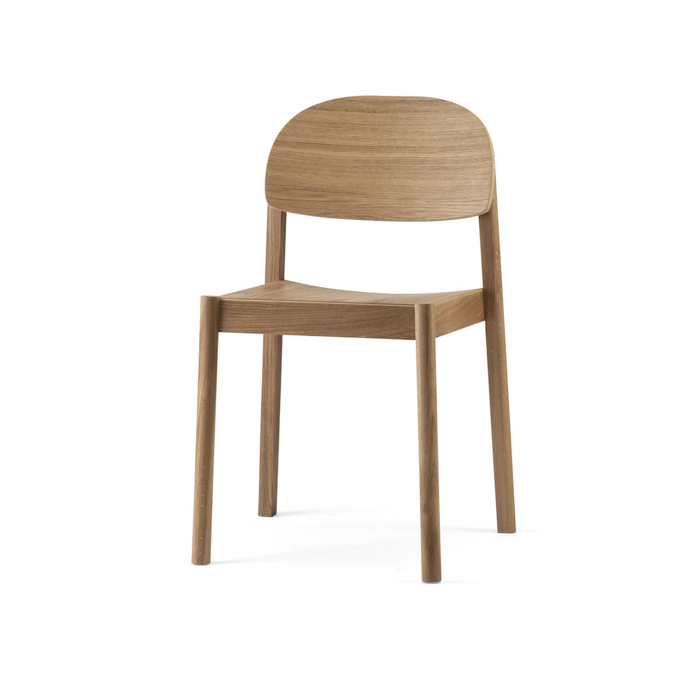 Chaise Citizen avec dossier oval en chêne massif par etc.etc. au design scandinave