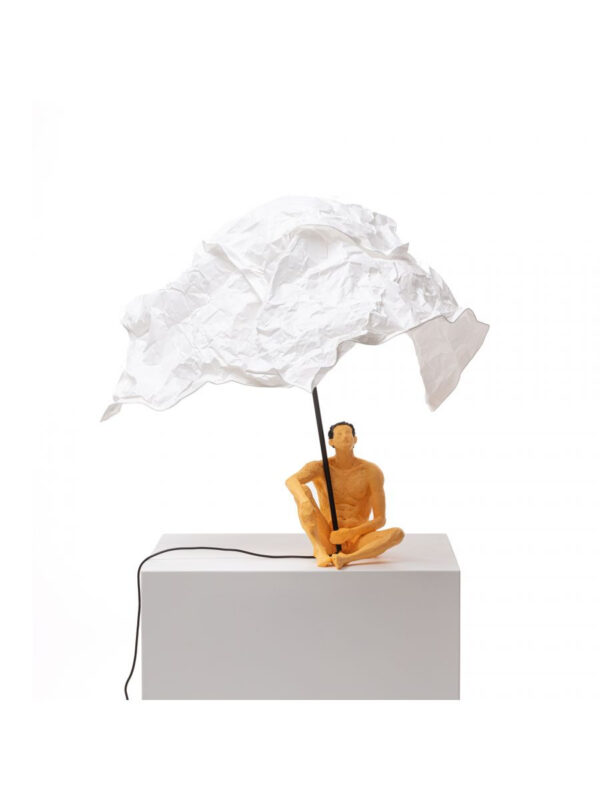 Lampe à poser Love is a verb Robi en résine par Tatiana Brodatch x Seletti