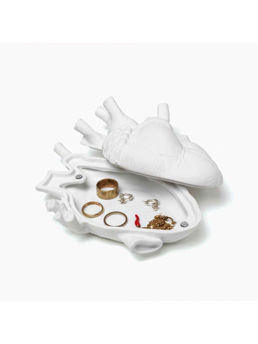 Boîte design Love in a box en porcelaine en forme de coeur par Marcantonio X Seletti