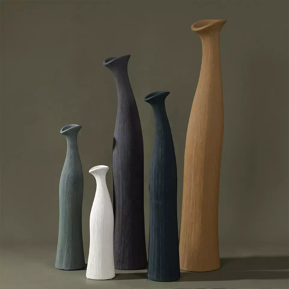 Vase Athena bleu en céramique au design vintage par Pavao Studio
