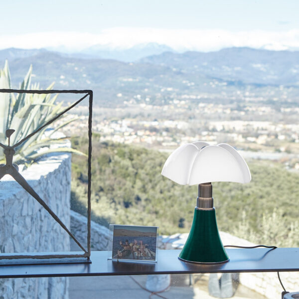 Lampe à poser Mini Pipistrello H35 cm par Gae Aulenti x Martinelli Luce