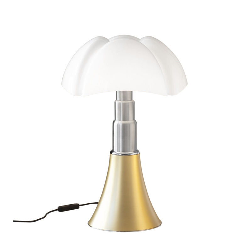 Lampe à poser Pipistrello H66 cm par Gae Aulenti x Martinelli Luce