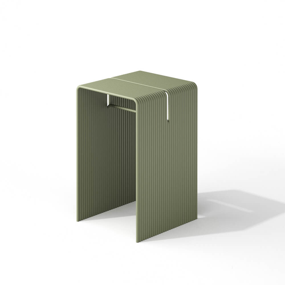 Table haute extérieur Tube en aluminium par Rostyslav Sorokovyi x Joyf Design