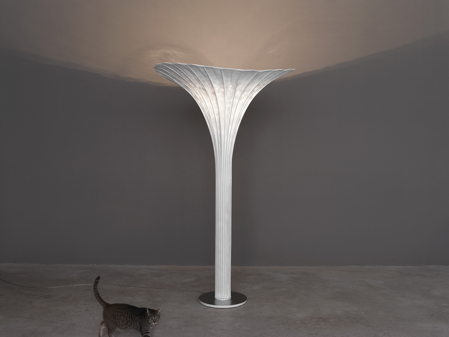 Lampadaire Africa par Arturo Álvarez x A-emotional Light