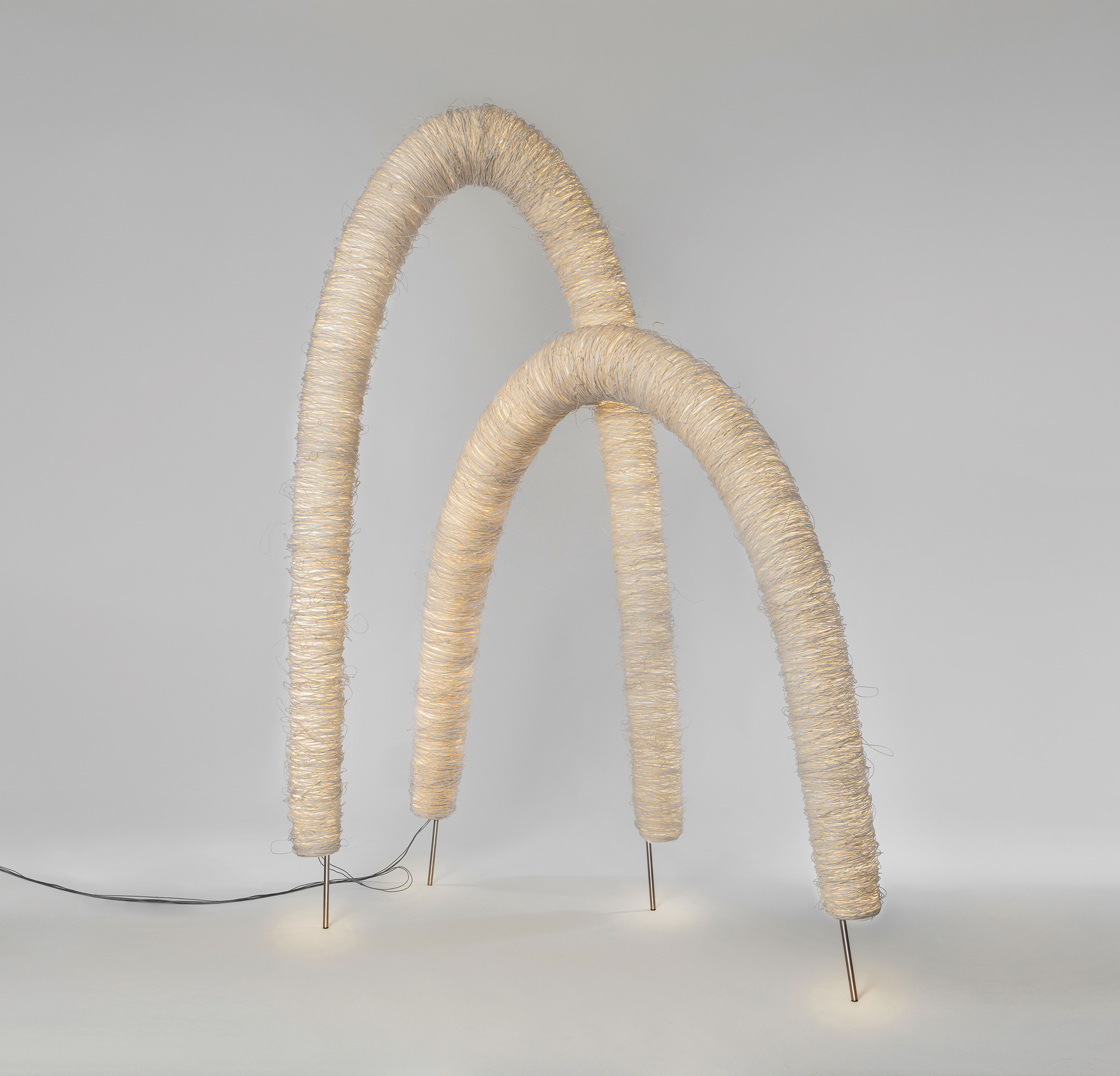 Lampadaire Arc Large par Arturo Álvarez x A-emotional Light