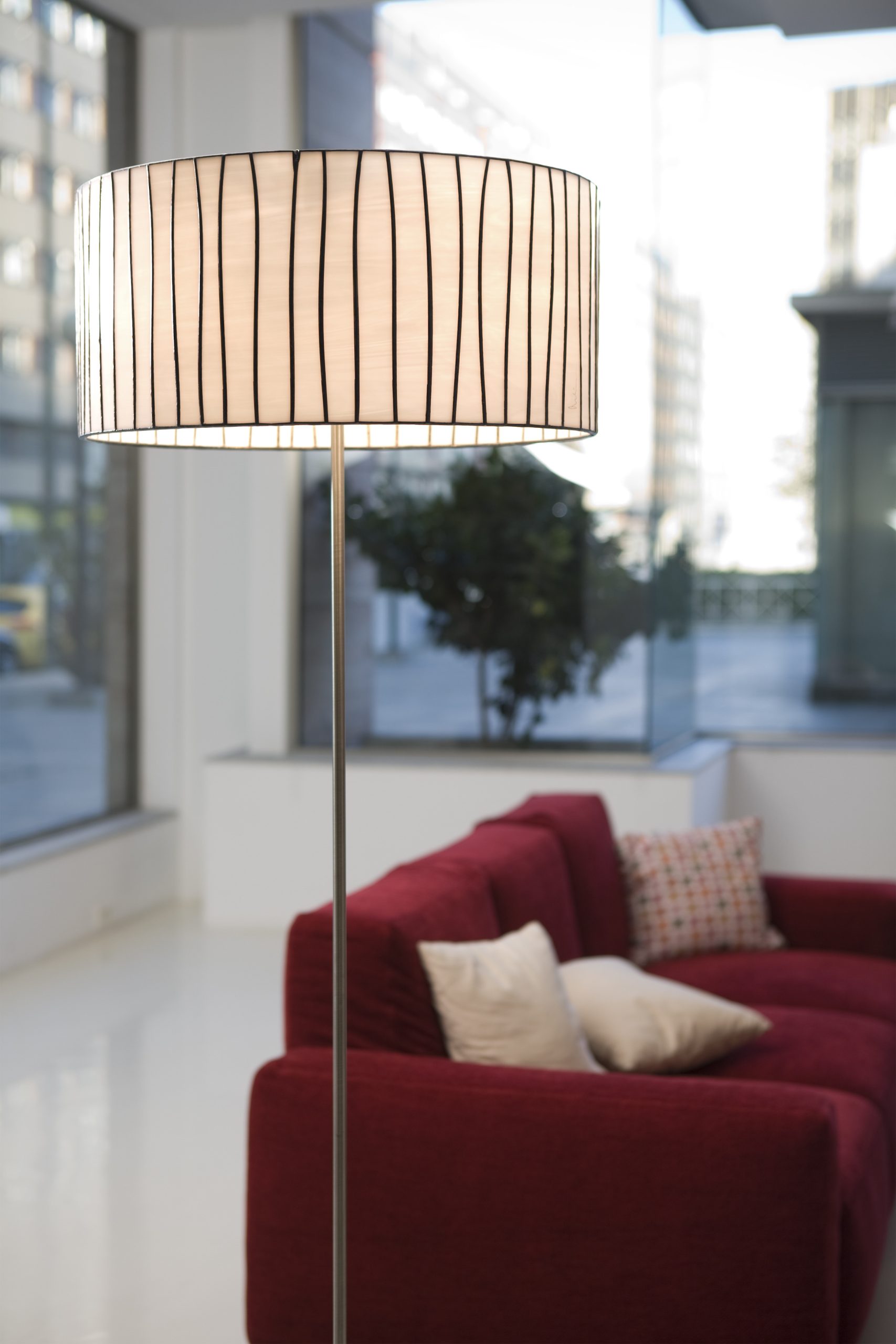 Lampadaire Curvas Large par Arturo Álvarez x A-emotional Light