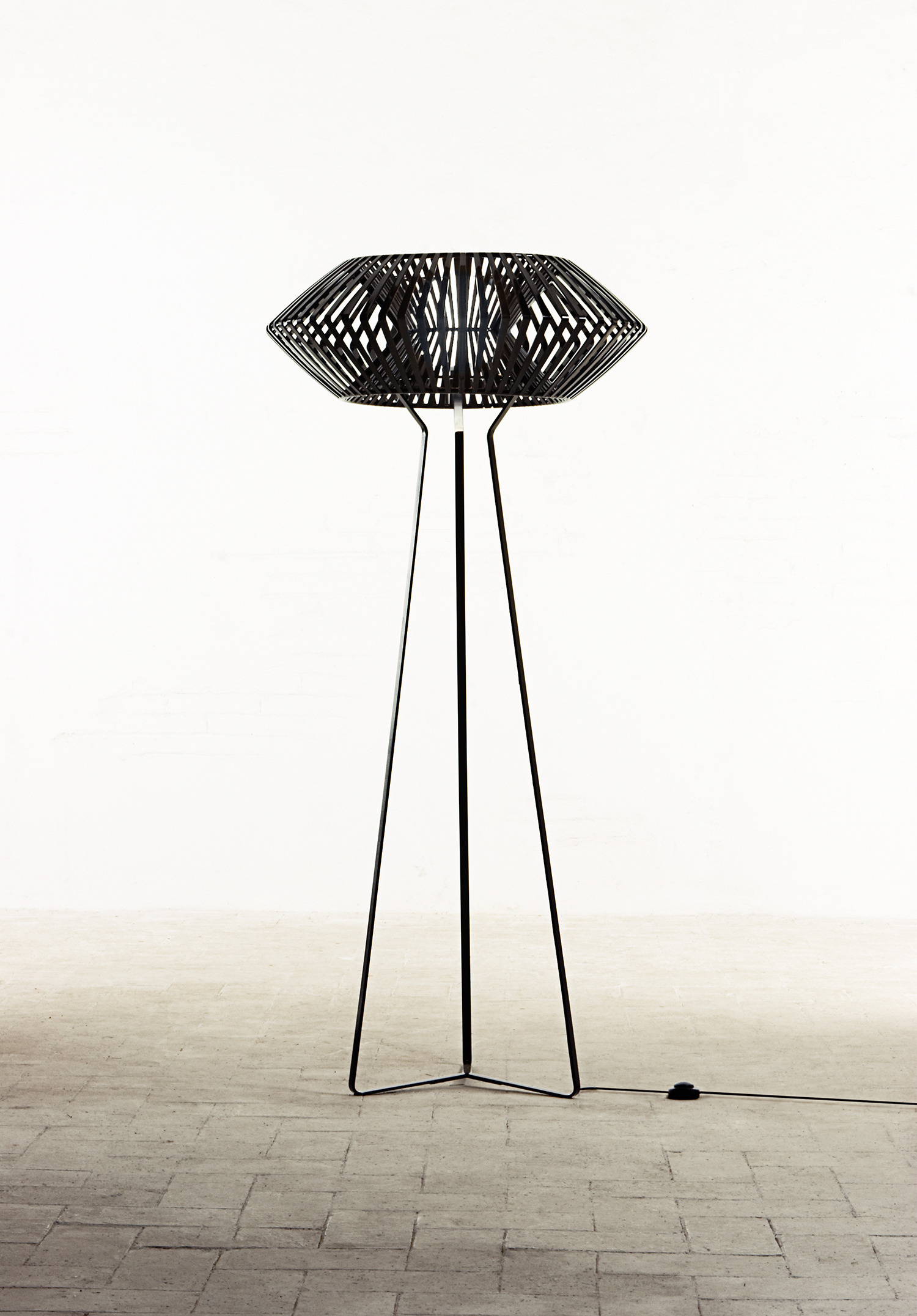Lampadaire V par Héctor Serrano x A-emotional Light