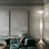 Lampadaire ETA en fibre de verre par Guglielmo Berchicci x KDLN