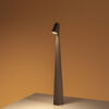 Lampe portable Africa en aluminium par Ichiro Francisco Gomez Paz x Vibia
